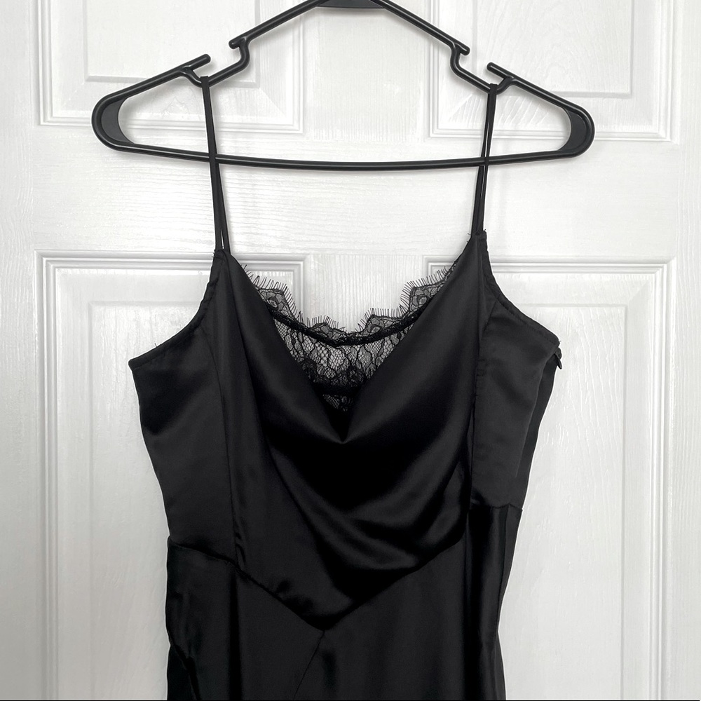 💥CLEARANCE Slip Dress - Picture 4 of 12